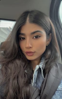 Niloufar Shirzadi photo